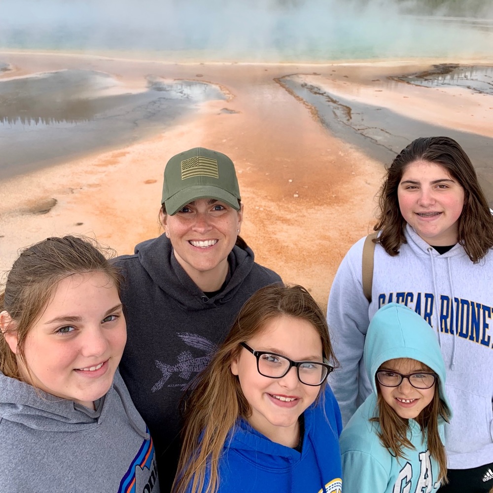 Meet your Posher, Noel